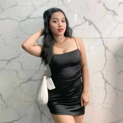 Mich, 22, from Philippines
