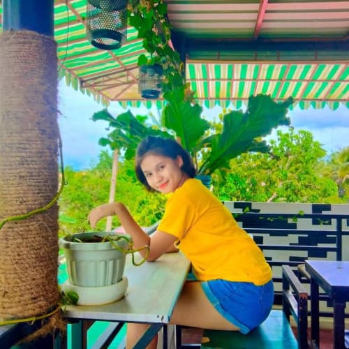Prex, 24, from Philippines