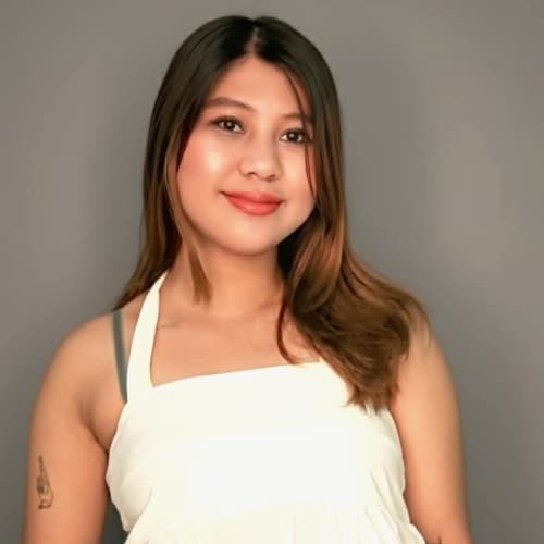 Kali, 26, from Philippines