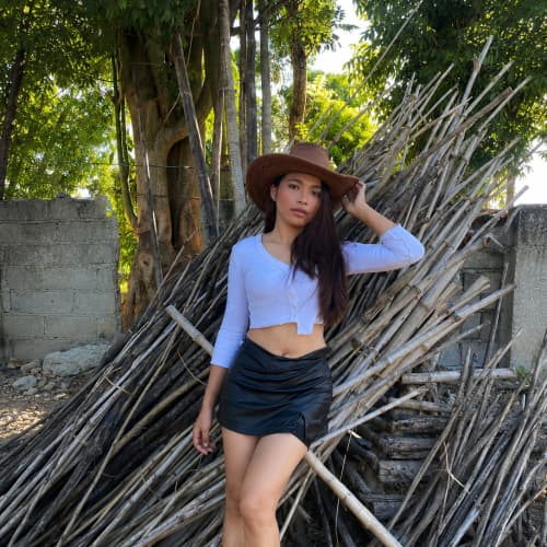 Sophia, 20, from Philippines