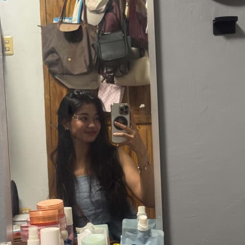 ChineHeart, 21, from Philippines