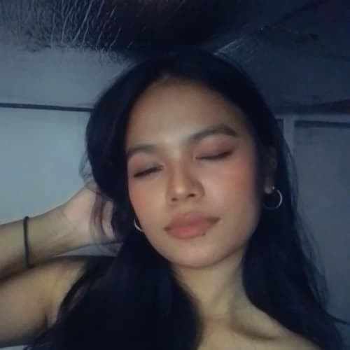 Amelie, 22, from Philippines