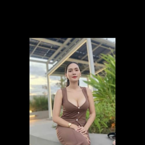 Liz, 27, from Philippines