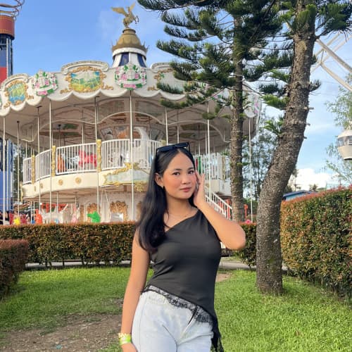 sisang, 20, from Philippines