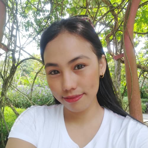 Cecille, 29, from Philippines