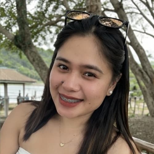 Anne, 25, from Philippines