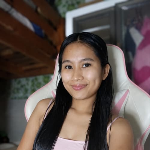 Lella, 23, from Philippines