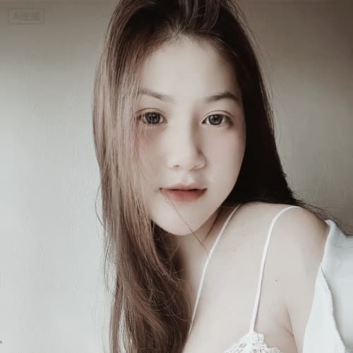 Miuu, 23, from Vietnam