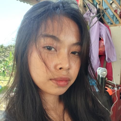jaja, 20, from Philippines