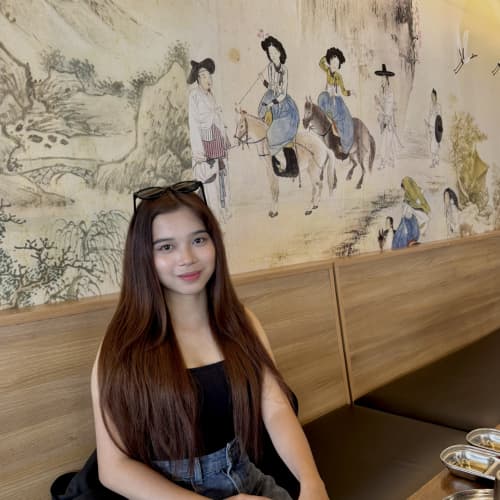 Kim, 26, from Philippines