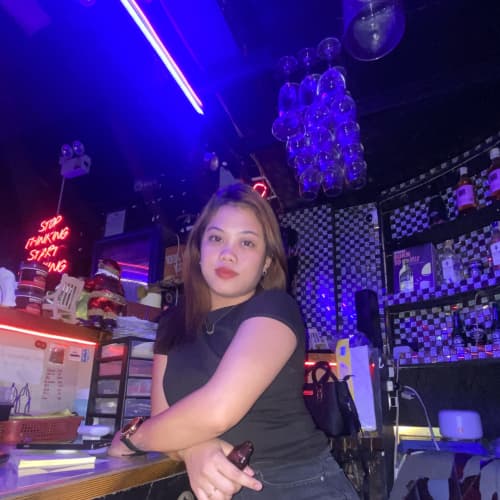 Marie, 22, from Philippines