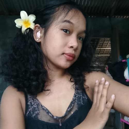 Ann, 21, from Philippines